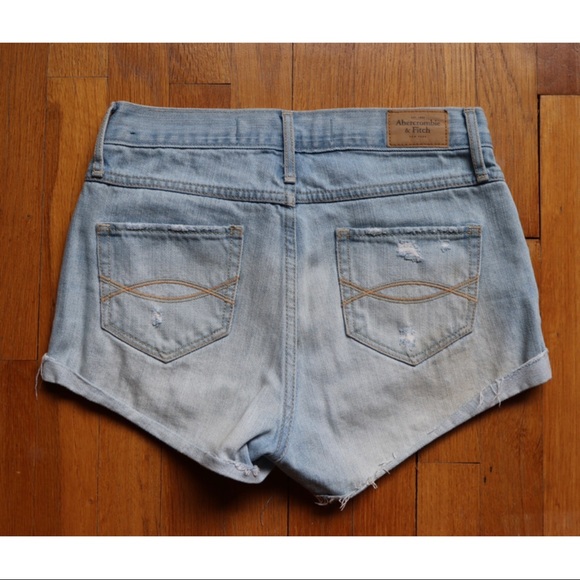 Abercrombie & Fitch denim mid-rise shorts size 0 - Picture 2 of 4